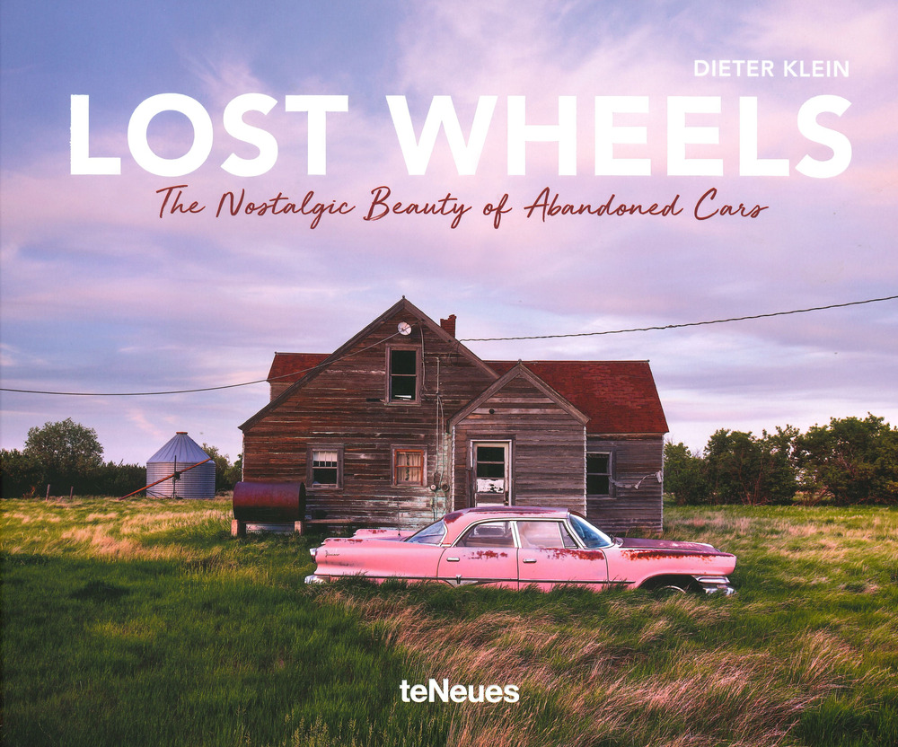 Lost wheels. The nostalgic beauty of abandoned cars