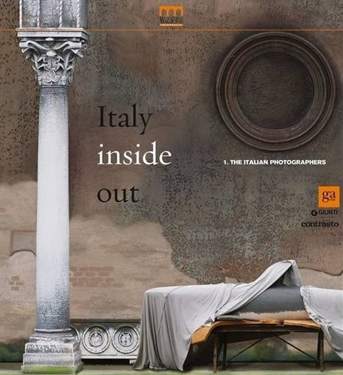 Italia inside out. Catalogo della mostra (Milano, 21 marzo-21 giugno 2015). Vol. 1: The Italian photographers