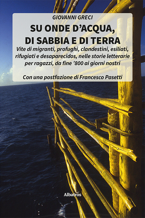 Su onde d’acqua, di sabbia e di terra