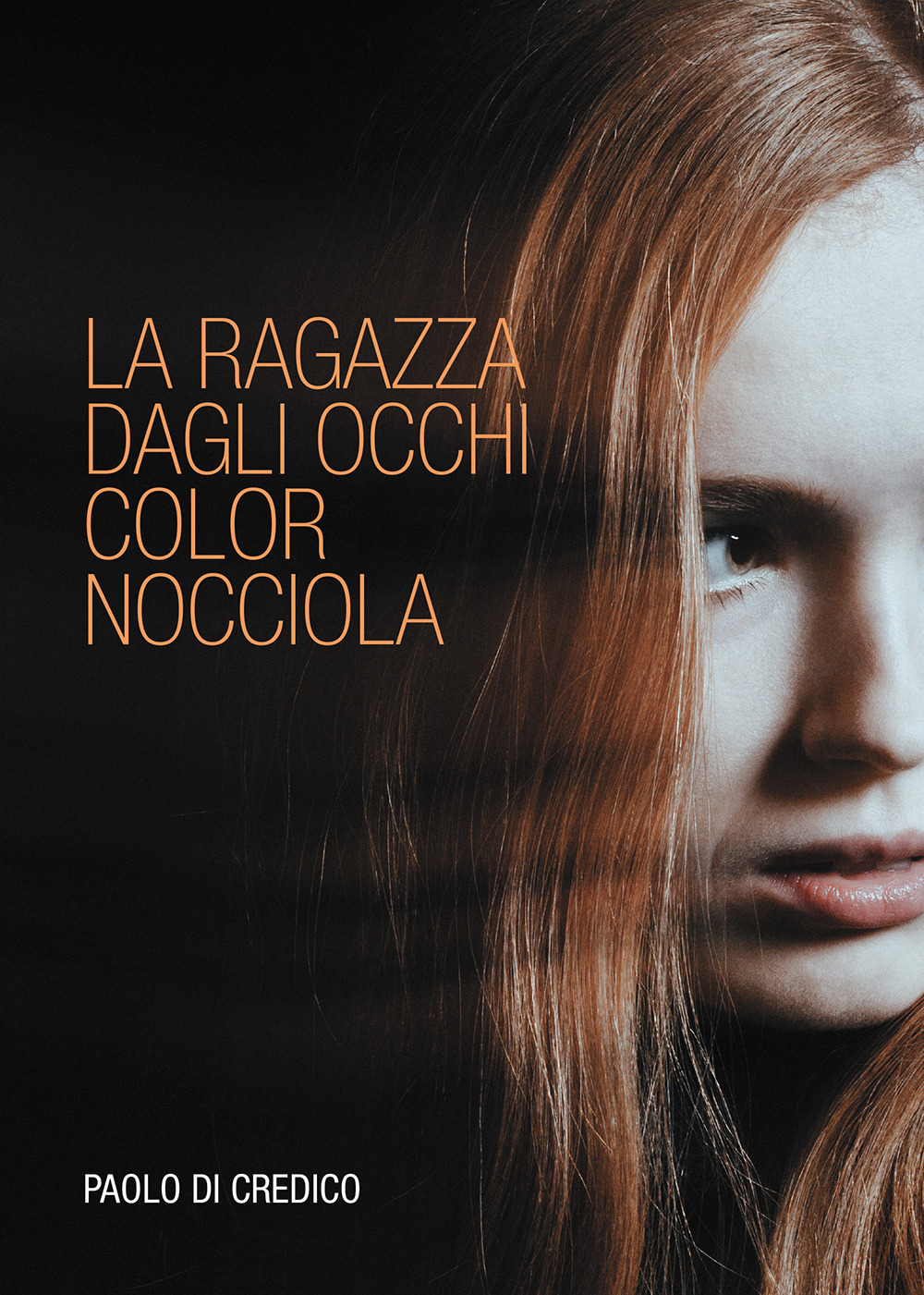 La ragazza dagli occhi color nocciola