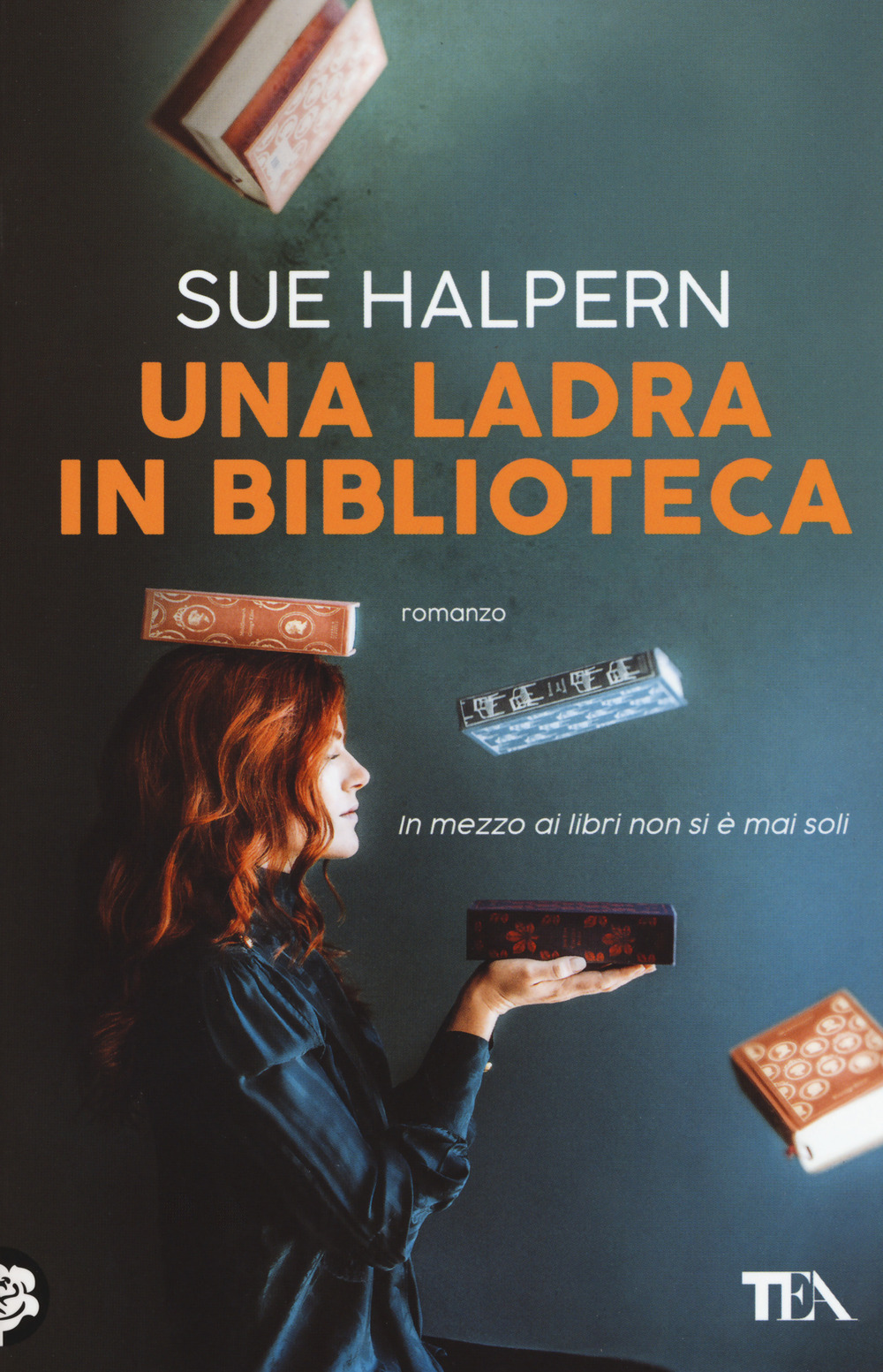 Una ladra in biblioteca