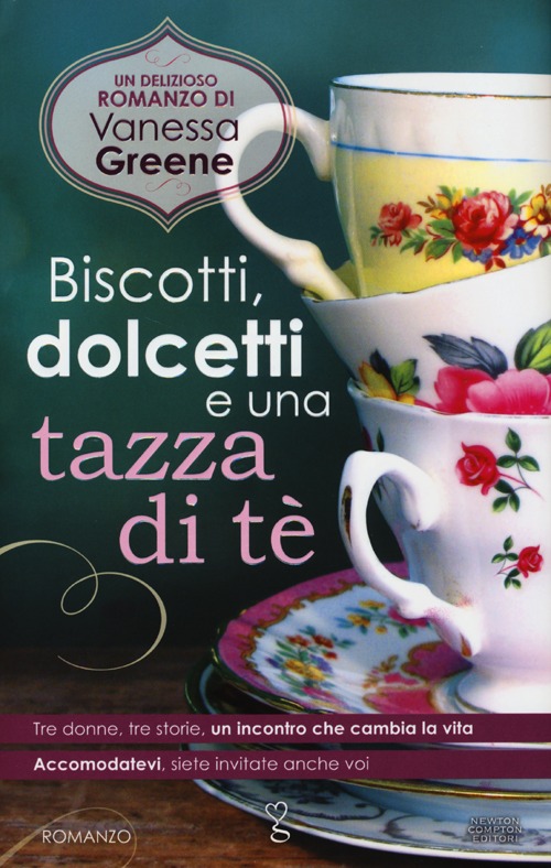 Biscotti, dolcetti e una tazza di tè