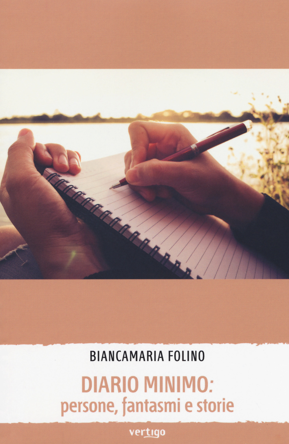 Diario minimo: persone, fantasmi e storie