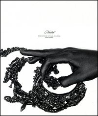 Nailed. The history of nail culture and Dzine