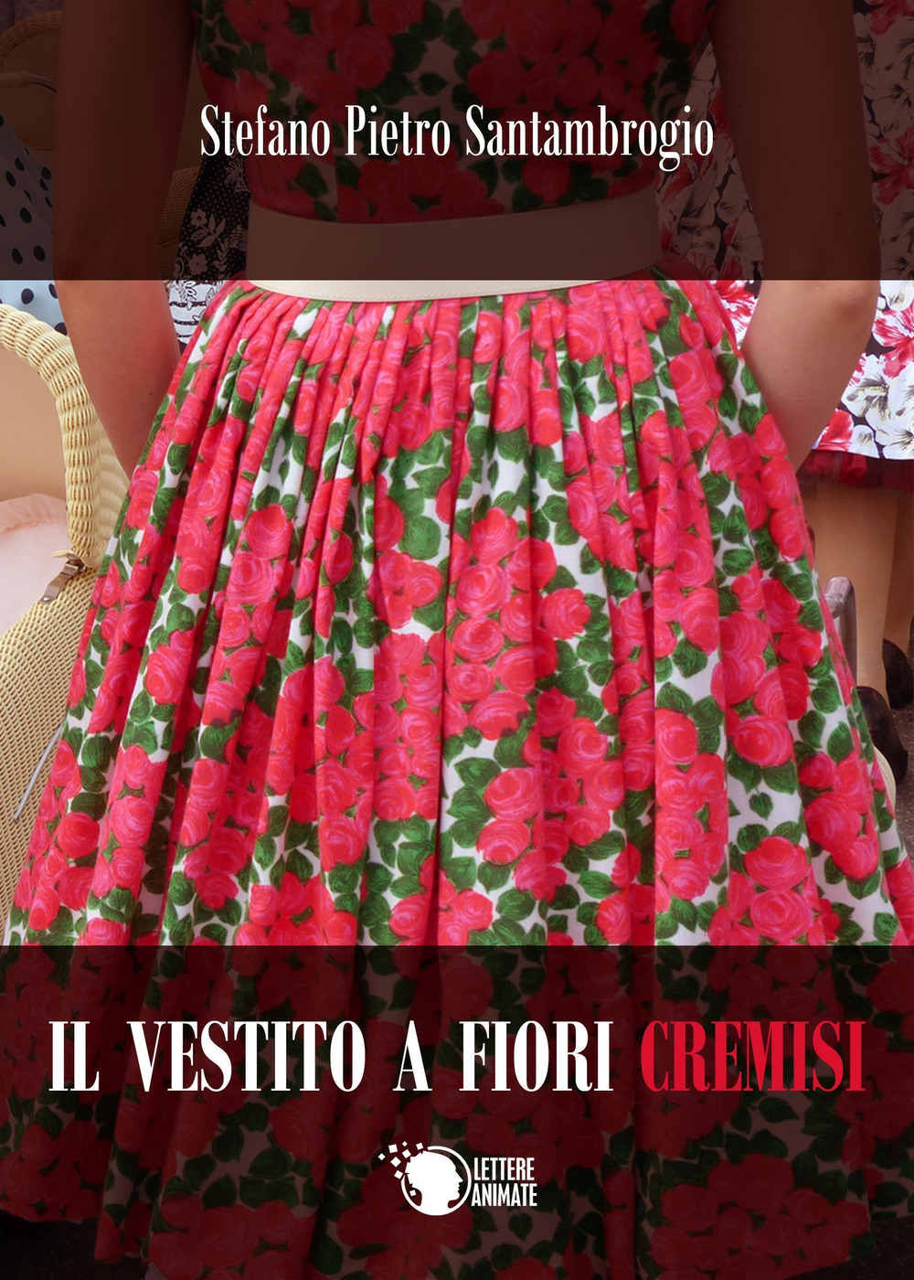 Il vestito a fiori cremisi