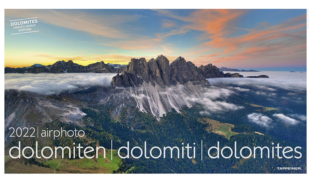 Dolomiti airphoto. Calendario 2022. Ediz. multilingue
