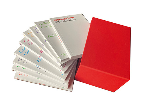 Galleria continua. Ediz. italiana e inglese