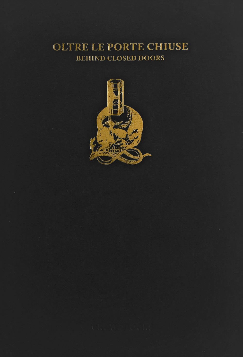 Oltre le porte chiuse-Behind closed doors