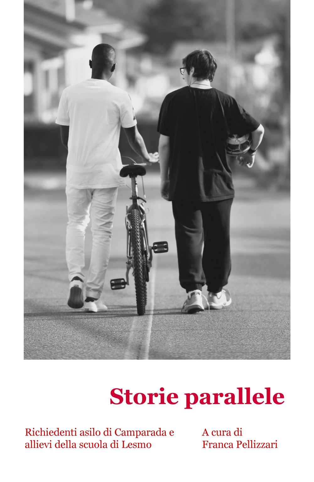 Storie parallele. Le storie allo stesso tempo simili e diversissime di studenti italiani e di ragazzi africani giunti da poco in Italia