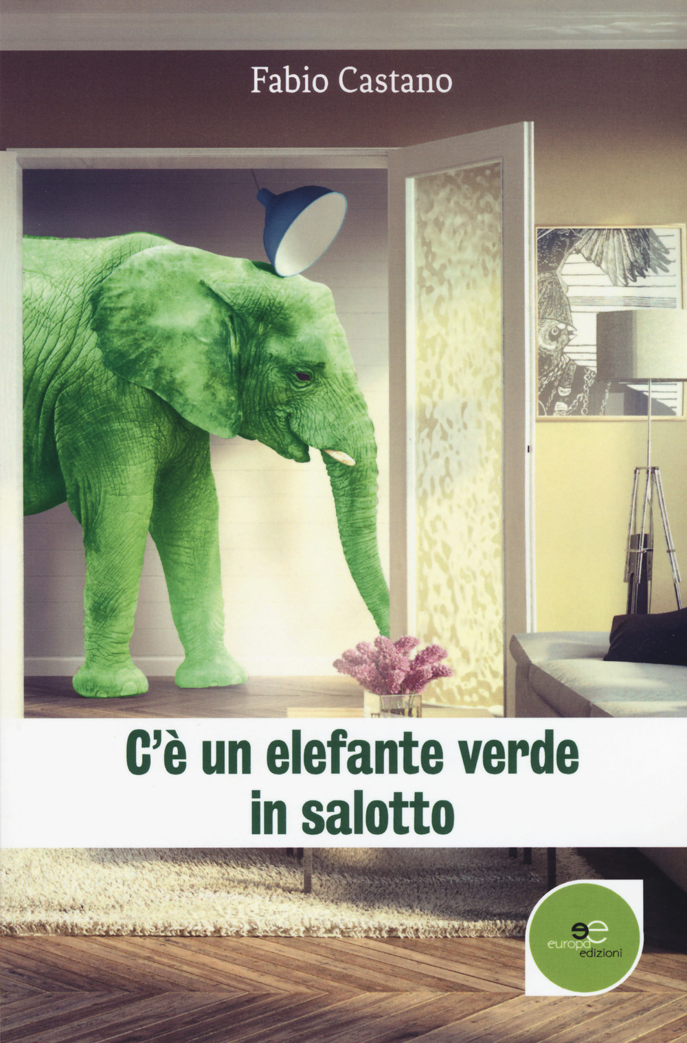 C'è un elefante verde in salotto