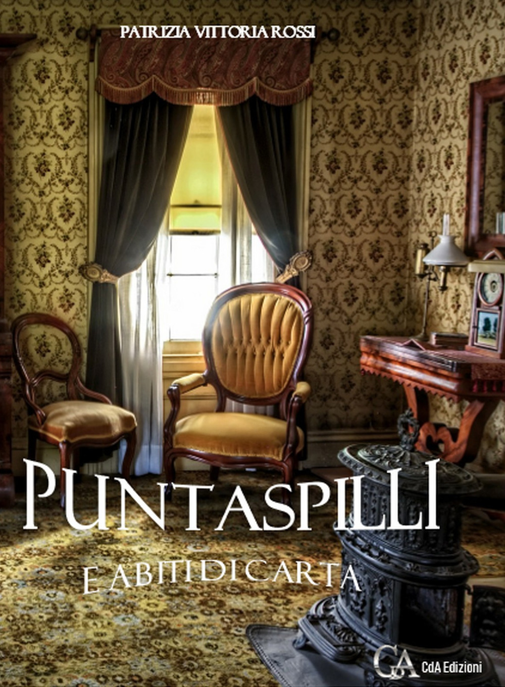 Puntaspilli e abiti di carta