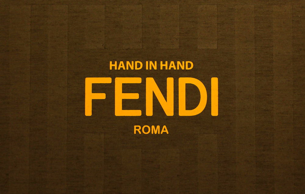Fendi baguette «hand in hand»