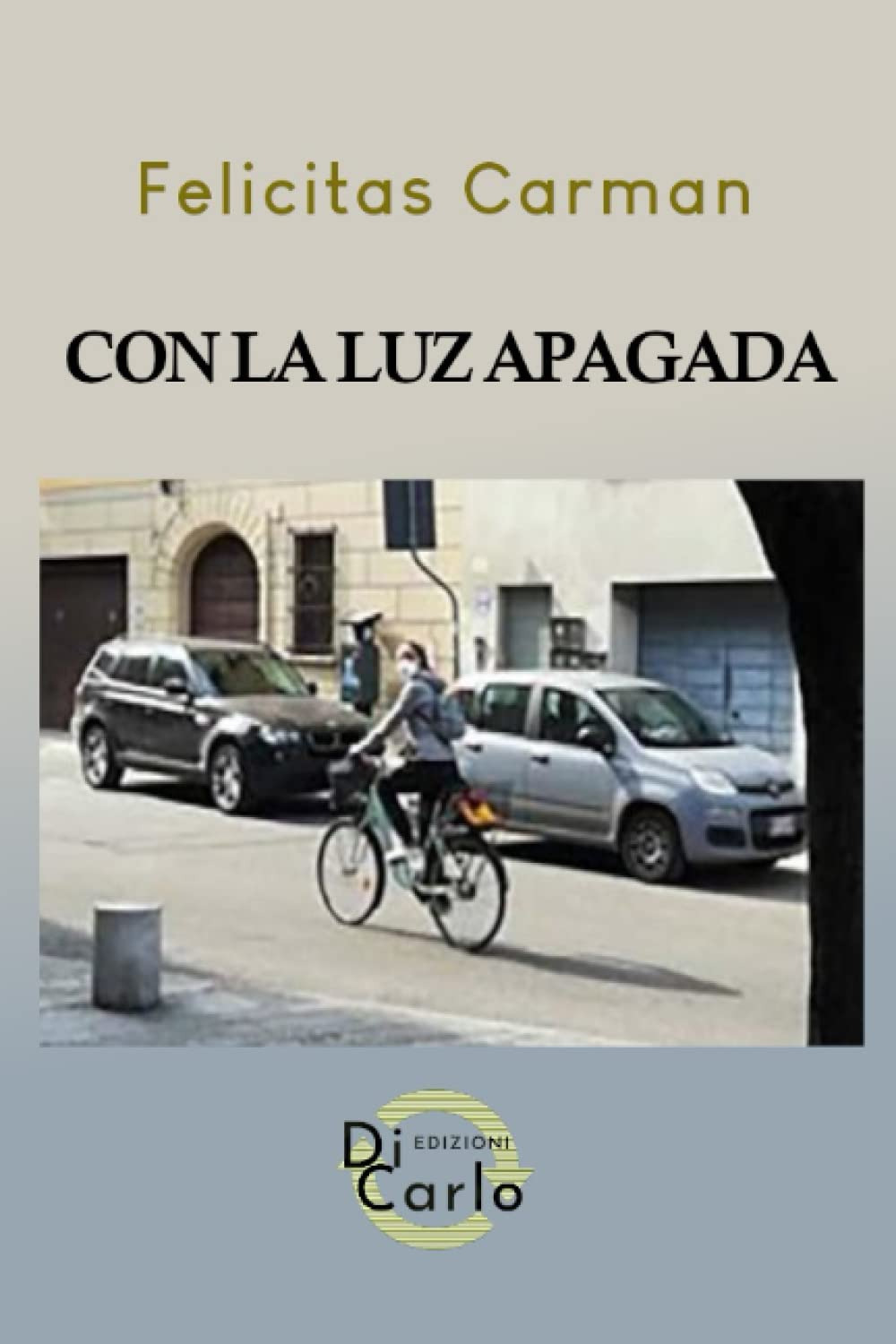 Con la luz apagada