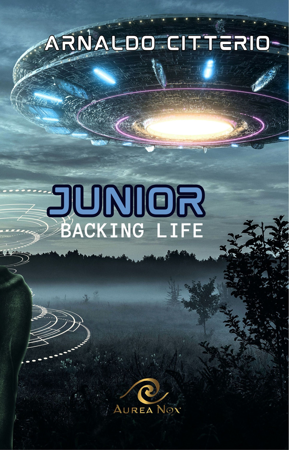 Junior. Backing life